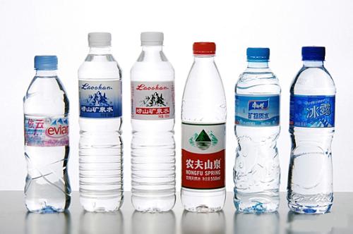 瓶装水品牌命名决策