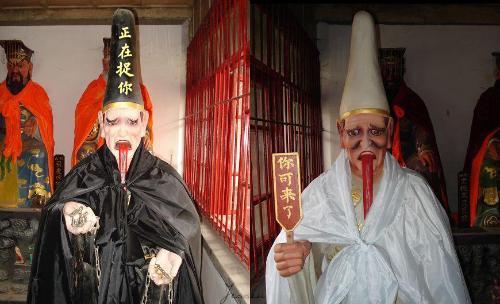 梦见黑白无常是怎么回事